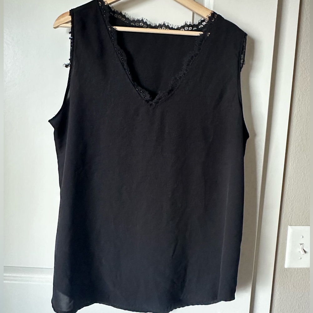 Elegant Black Lace Trim Women's Top